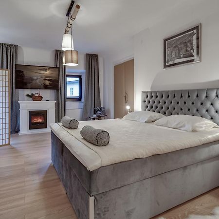 Bed and Breakfast Sobe "Ela" Фужине Экстерьер фото
