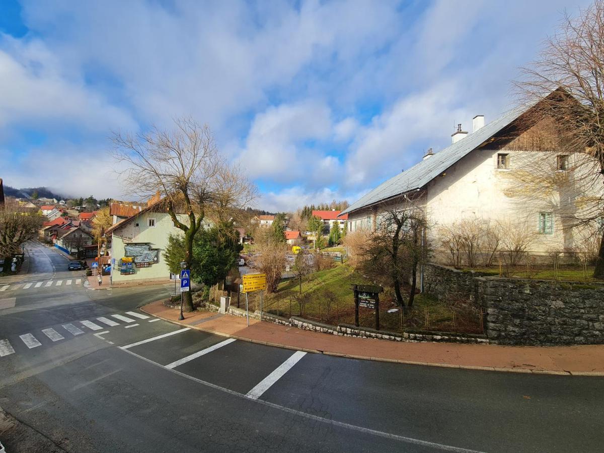 Bed and Breakfast Sobe "Ela" Фужине Экстерьер фото