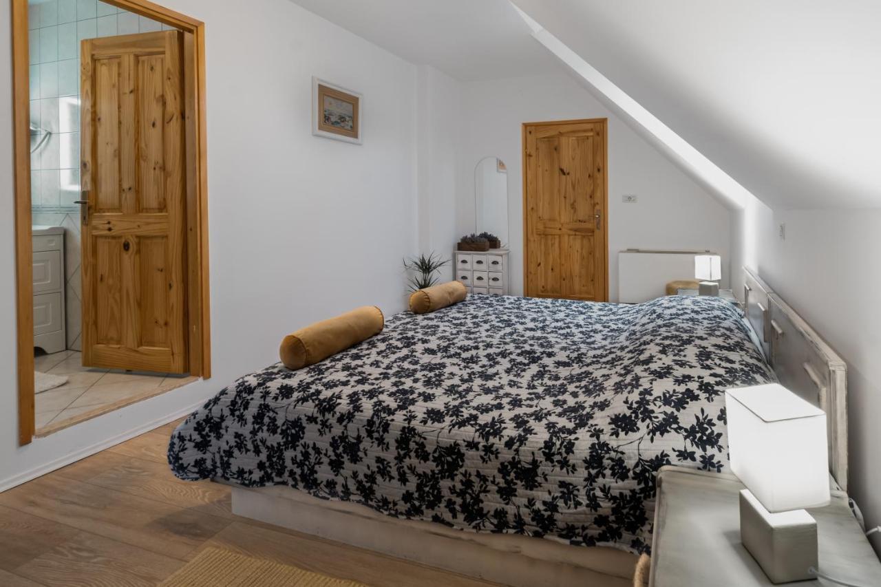 Bed and Breakfast Sobe "Ela" Фужине Экстерьер фото