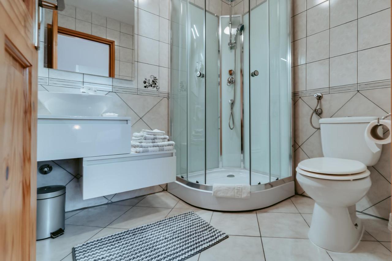 Bed and Breakfast Sobe "Ela" Фужине Экстерьер фото