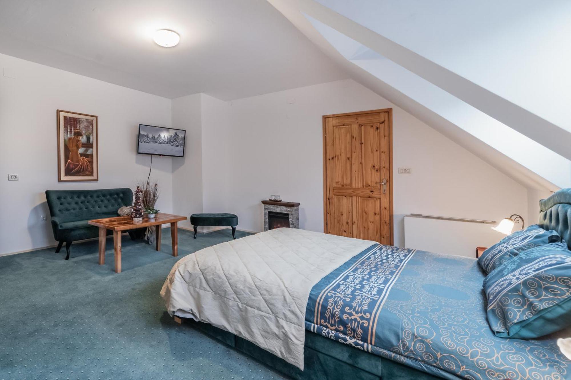 Bed and Breakfast Sobe "Ela" Фужине Номер фото